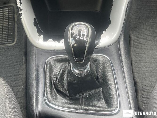 Kia Ceed 38 interauto-car