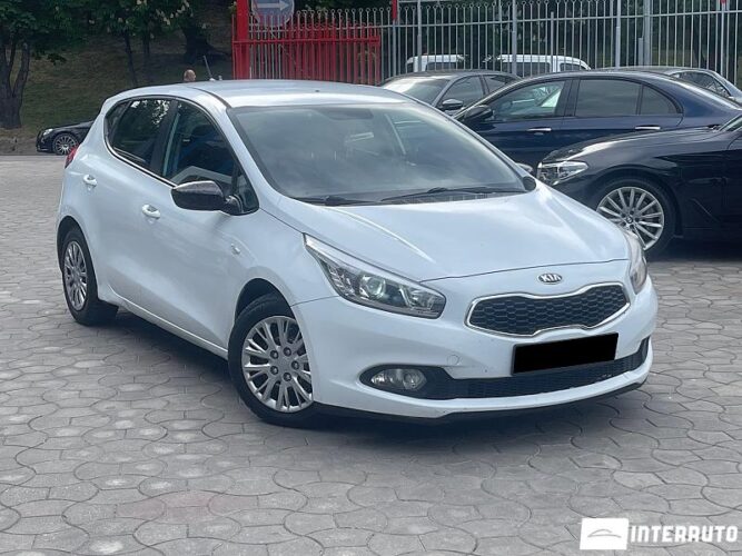 Kia Ceed 32 interauto-car