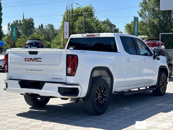 GMC Sierra 33 interauto-car