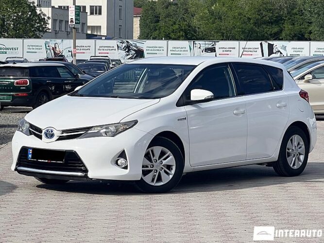 Toyota Auris 29 interauto-car