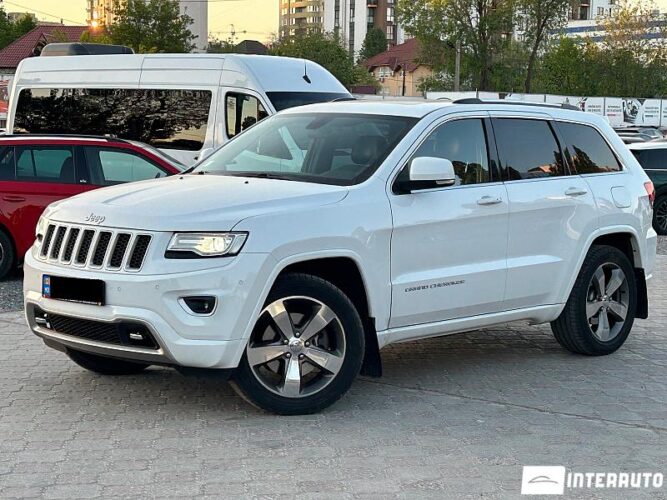 Jeep Grand Cherokee 33 interauto-car