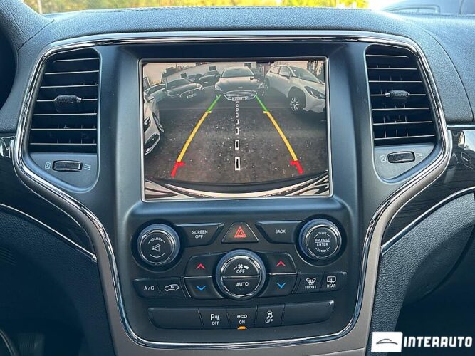 Jeep Grand Cherokee 43 interauto-car