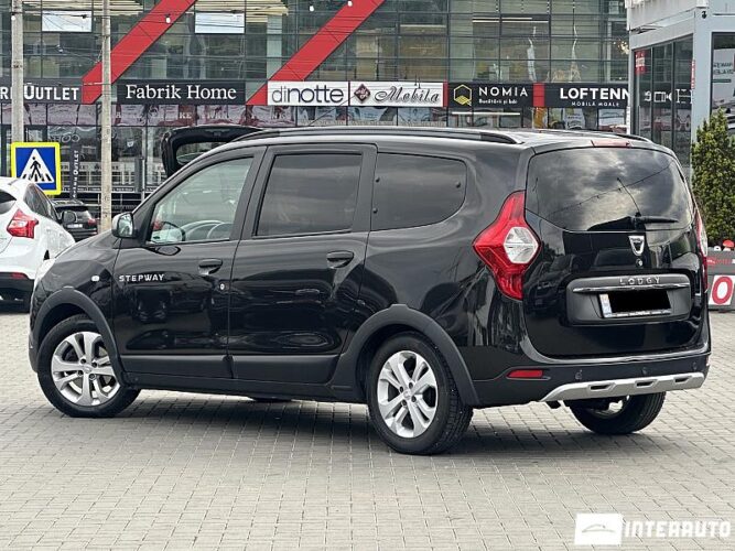 Dacia Lodgy Stepway 33 interauto-car