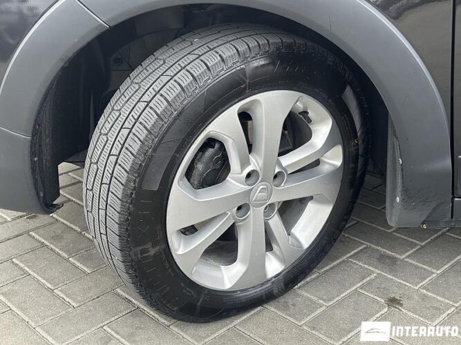 Dacia Lodgy Stepway 45 interauto-car