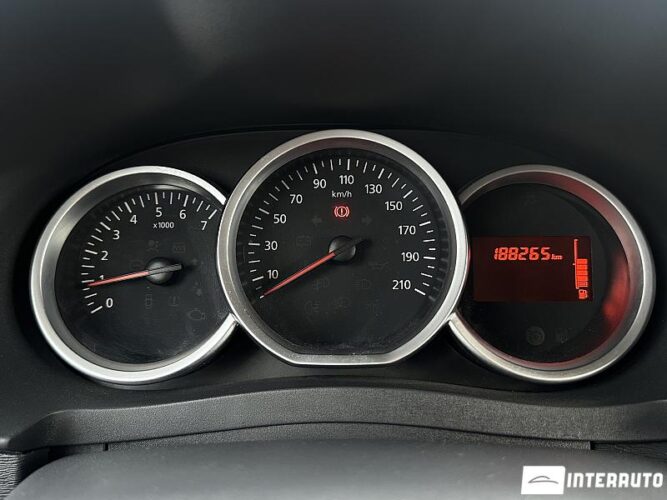 Dacia Lodgy Stepway 37 interauto-car