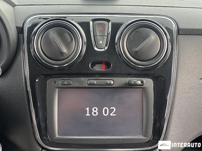 Dacia Lodgy Stepway 38 interauto-car