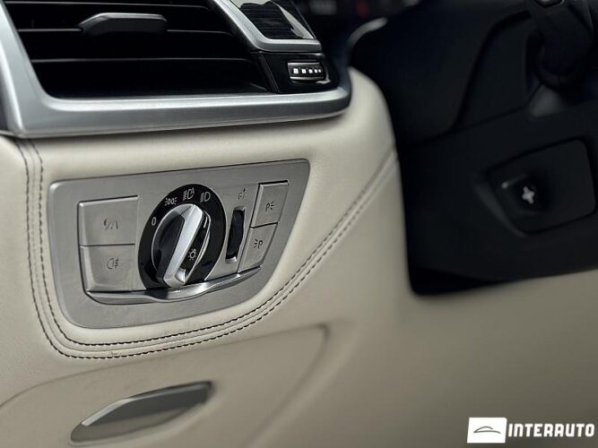 BMW 730 47 interauto-car