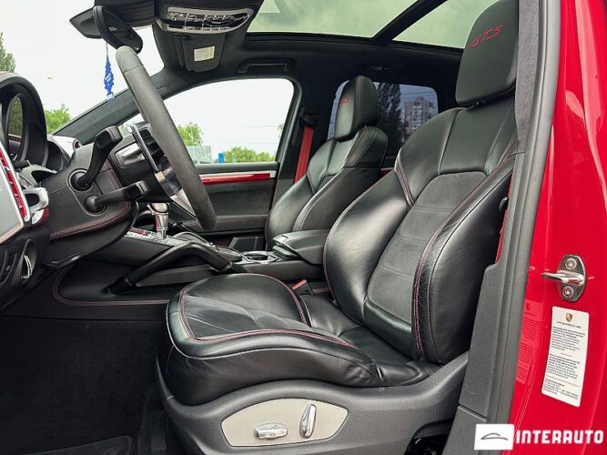 Porsche Cayenne GTS 46 interauto-car