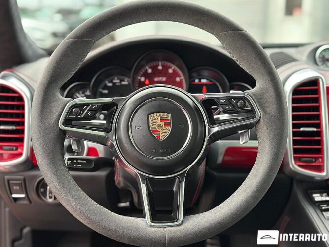 Porsche Cayenne GTS 49 interauto-car