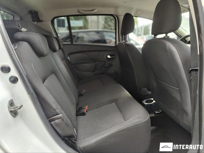 Dacia Sandero 34 interauto-car