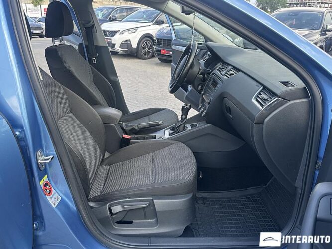 Skoda Octavia 41 interauto-car