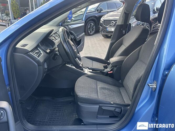 Skoda Octavia 32 interauto-car