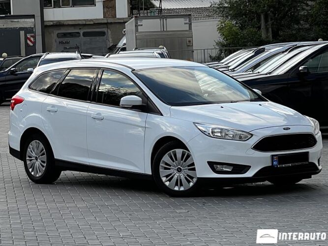 Ford Focus 30 interauto-car