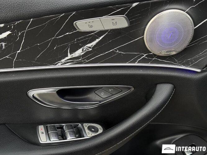 Mercedes E 220 42 interauto-car