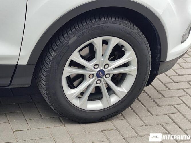 Ford Kuga 49 interauto-car