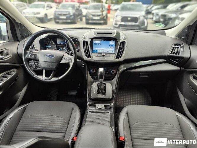 Ford Kuga 36 interauto-car