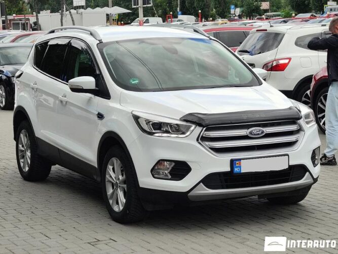 Ford Kuga 33 interauto-car