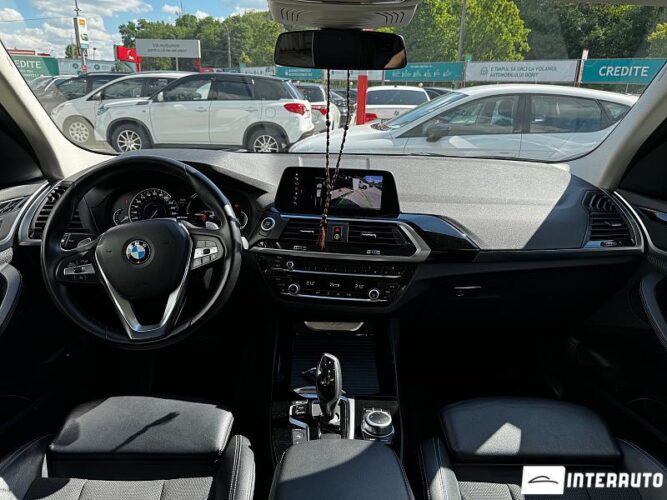 BMW X3 3.0e 36 interauto-car