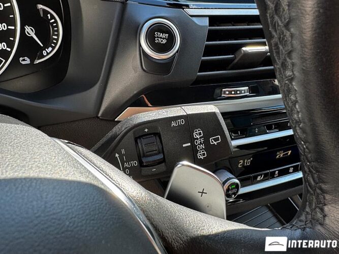 BMW X3 3.0e 42 interauto-car