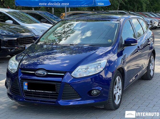 Ford Focus 30 interauto-car