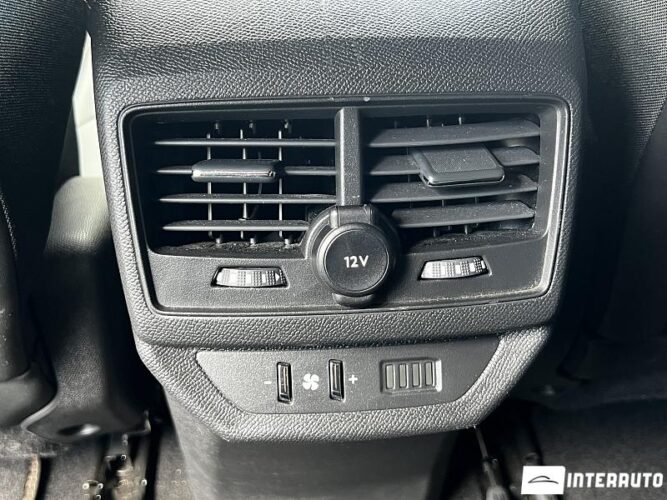 Peugeot 5008 42 interauto-car