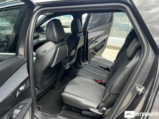 Peugeot 5008 44 interauto-car