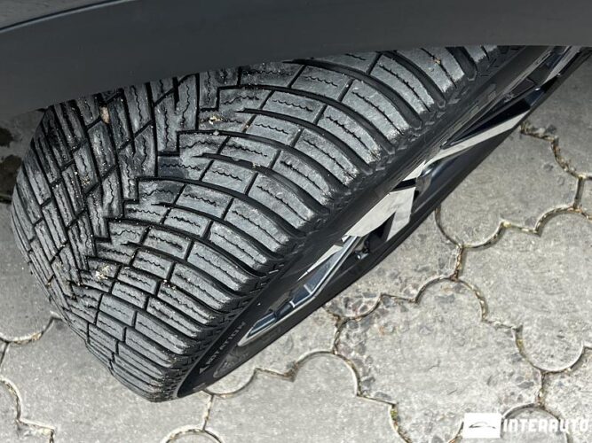 Peugeot 5008 45 interauto-car