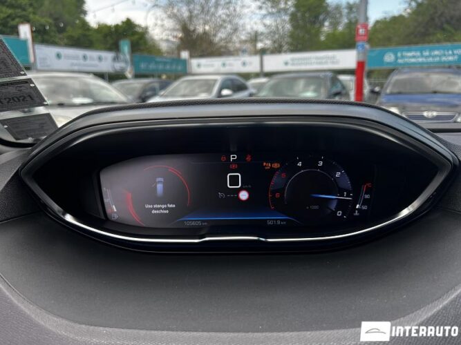 Peugeot 5008 37 interauto-car