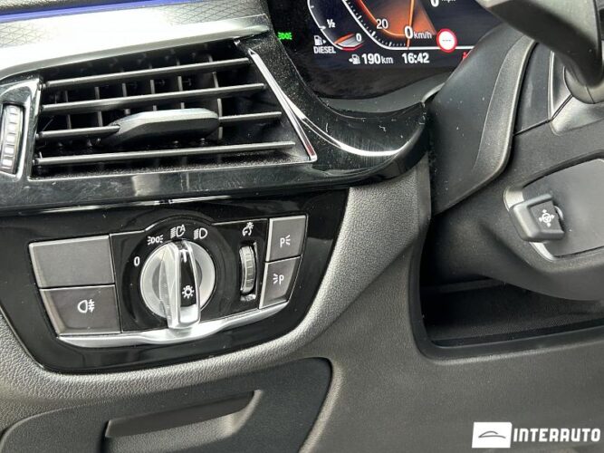 BMW 520 42 interauto-car