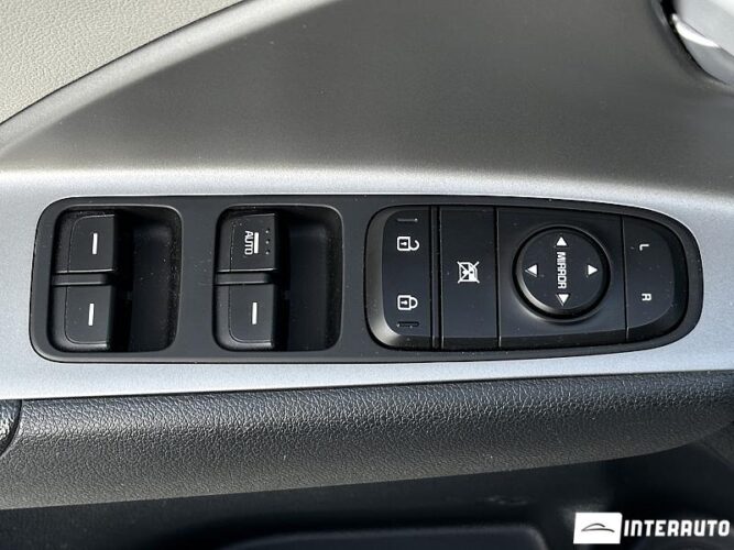 Kia Niro 48 interauto-car