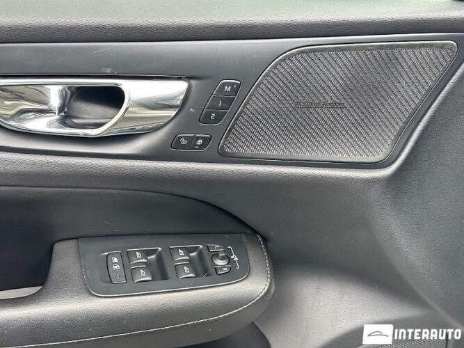 Volvo S 60 49 interauto-car