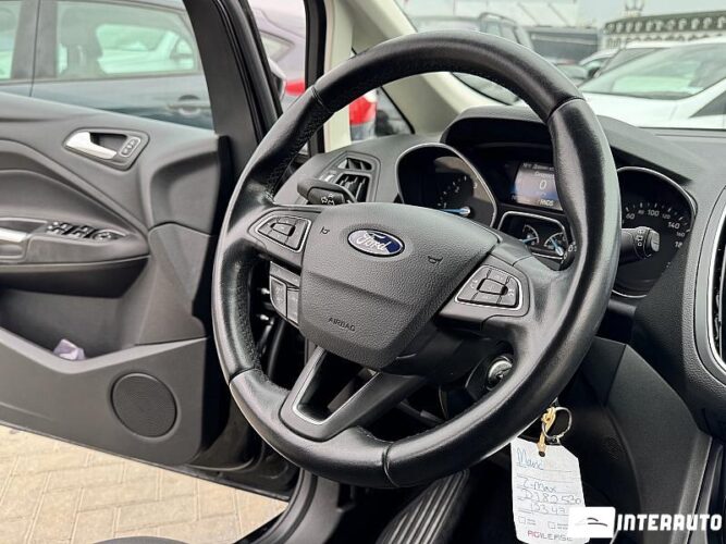 Ford Grand C-MAX 37 interauto-car