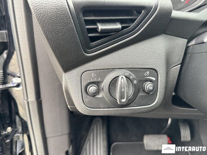 Ford Grand C-MAX 48 interauto-car