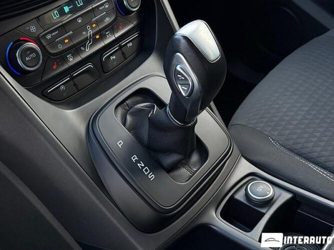 Ford Grand C-MAX 42 interauto-car