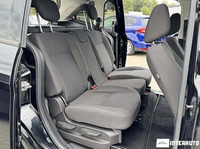 Ford Grand C-MAX 44 interauto-car