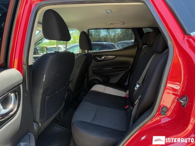 Nissan Qashqai 41 interauto-car