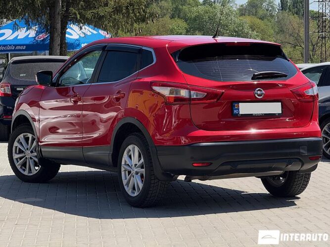 Nissan Qashqai 30 interauto-car