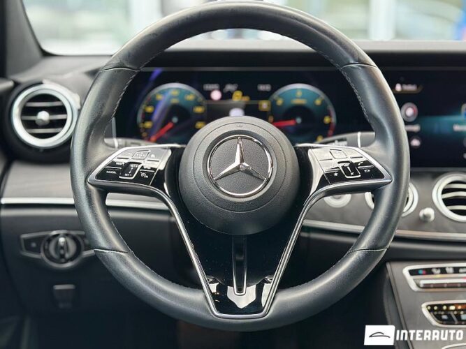 Mercedes E 220 52 interauto-car