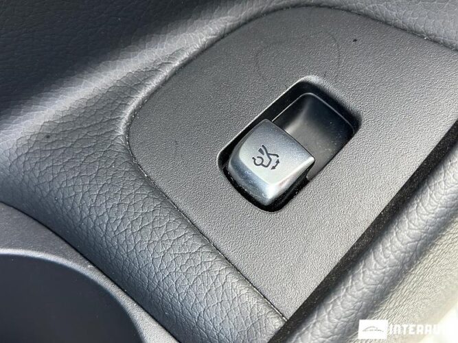 Mercedes E 220 64 interauto-car