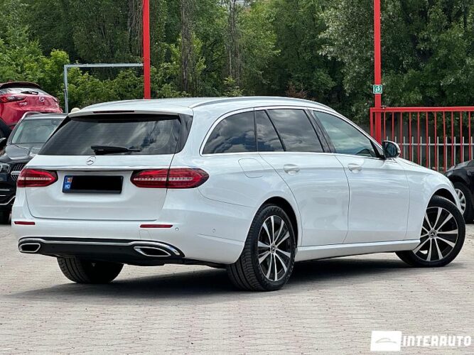 Mercedes E 220 42 interauto-car