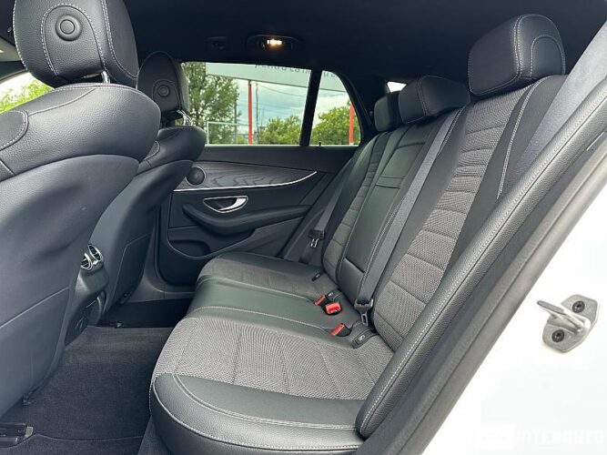 Mercedes E 220 63 interauto-car