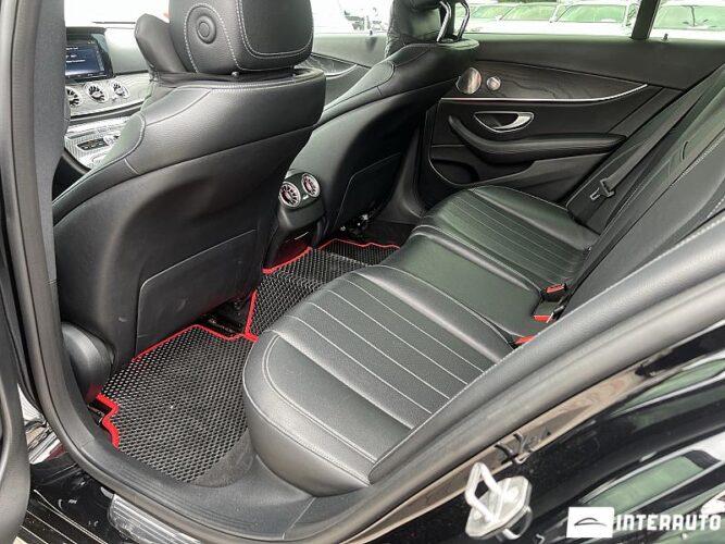 Mercedes E 300 53 interauto-car
