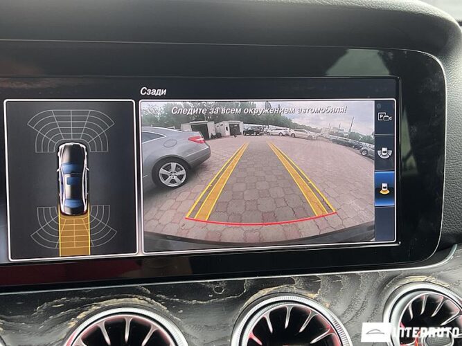 Mercedes E 300 48 interauto-car