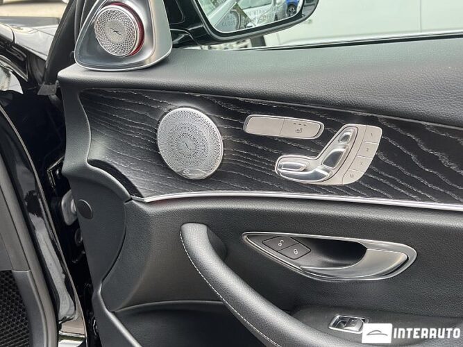 Mercedes E 300 52 interauto-car