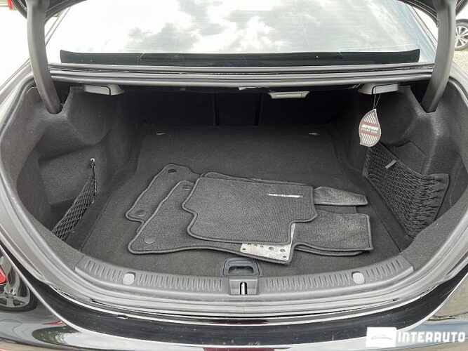 Mercedes E 300 56 interauto-car