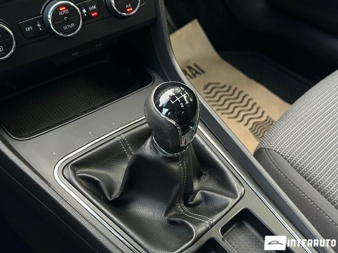 Seat Leon 40 interauto-car