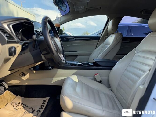 Ford Fusion 39 interauto-car