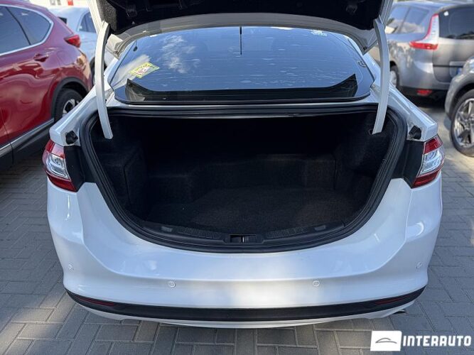 Ford Fusion 36 interauto-car