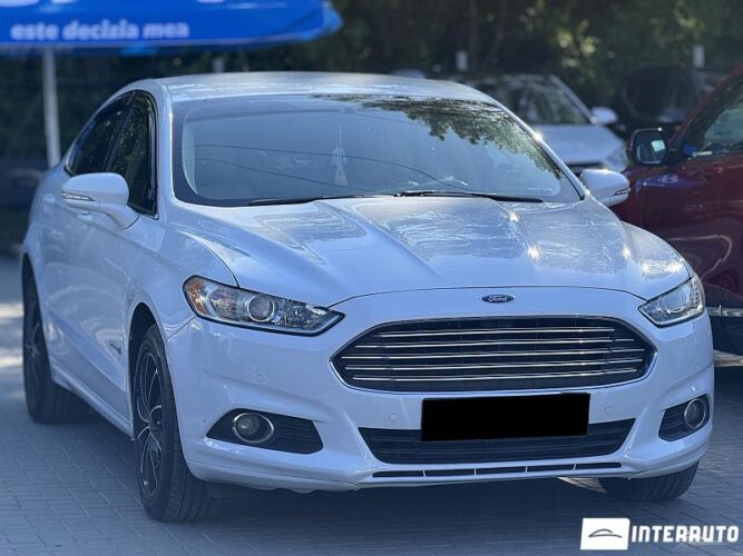 Ford Fusion 34 interauto-car