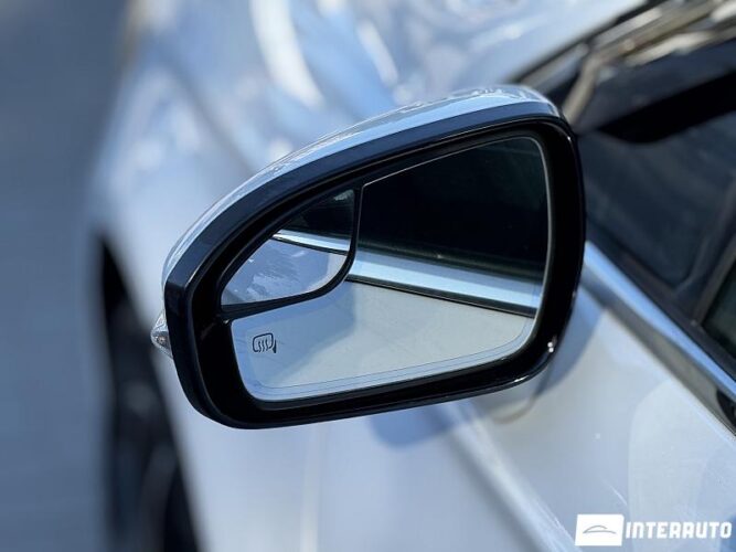 Ford Fusion 37 interauto-car